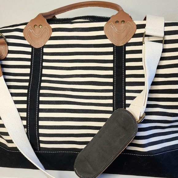 ‼️Sale‼️High Quality 20 Oz Bag With Leather Elements FAST SHIPPING 📦 - Picture 8 of 15